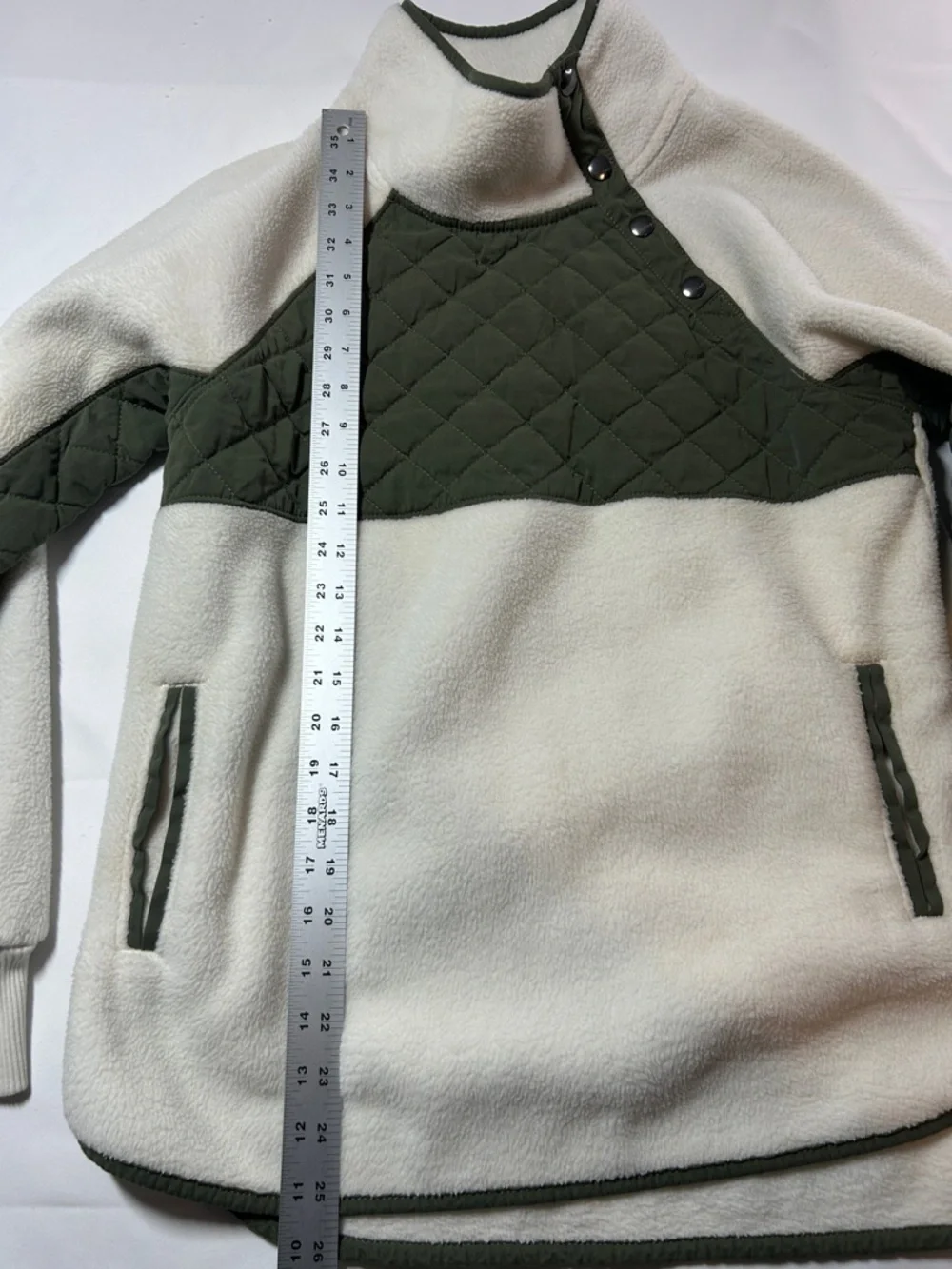 Abercrombie & Fitch Cream Sherpa Fleece with Olive Trim - Picture 13 of 15